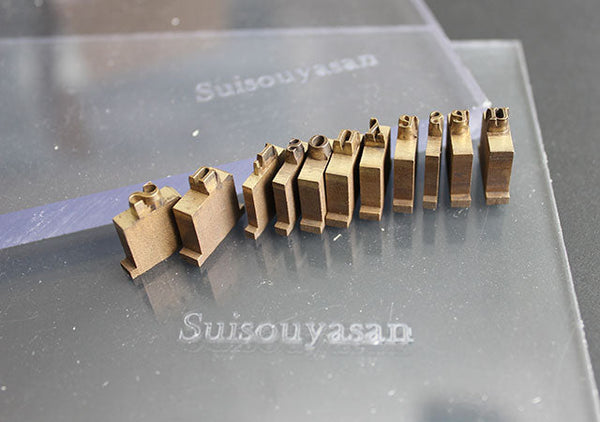 アクリル板に自分でカンタンに刻印するやり方。