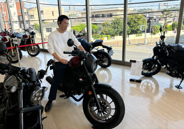 わからないことは専門家に聞くのが一番！店長おかどめのバイク選び第一歩