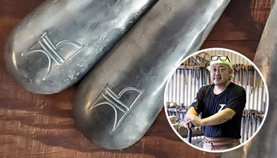 金属のスプーンなどに刻印