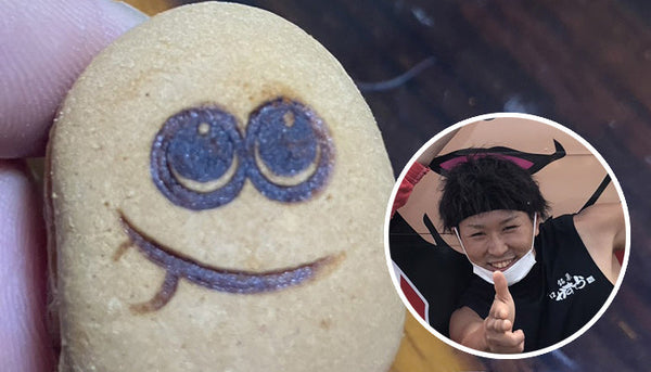 ベビーカステラにキャラクターのオリジナル焼印