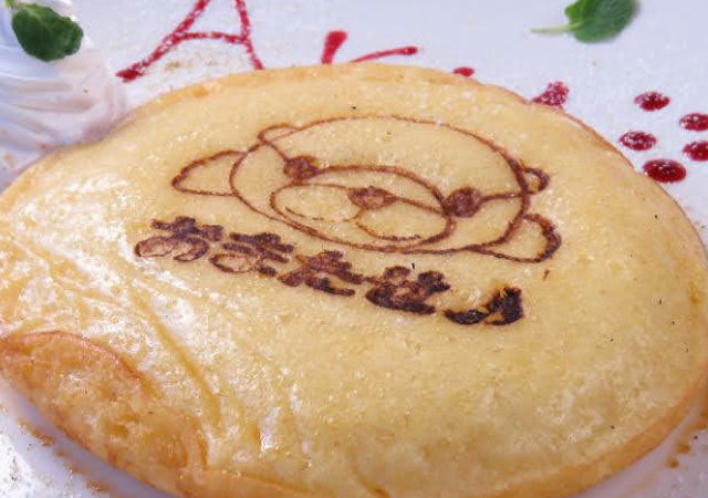 カワウソの焼き印がかわいい アルマドカフェのパンケーキ